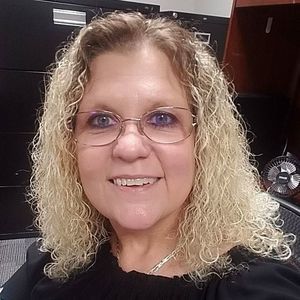 Meet your Posher, Brenda